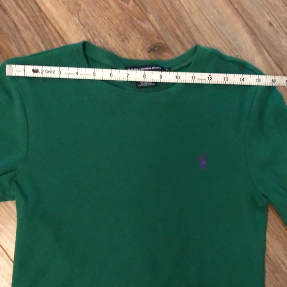 Green Ralph Lauren T-Shirt. Large - Picture 8 of 10